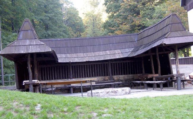 Horsky Hotel Eva Svätý Jur Dış mekan fotoğraf